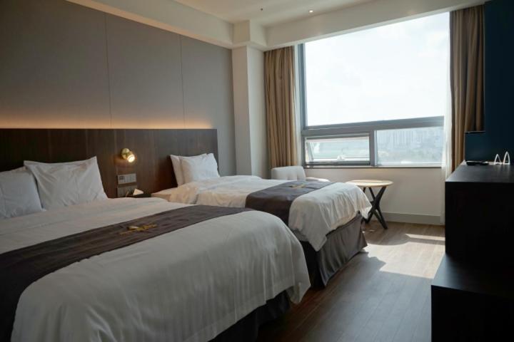 Interburgo Hotel Wonju Luaran gambar