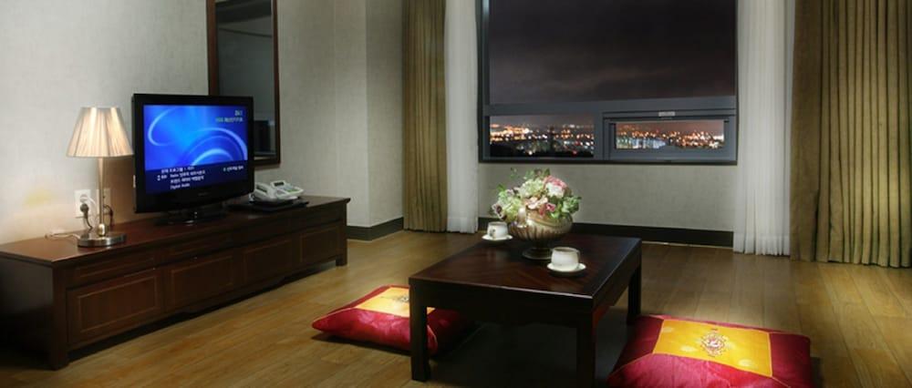 Interburgo Hotel Wonju Luaran gambar