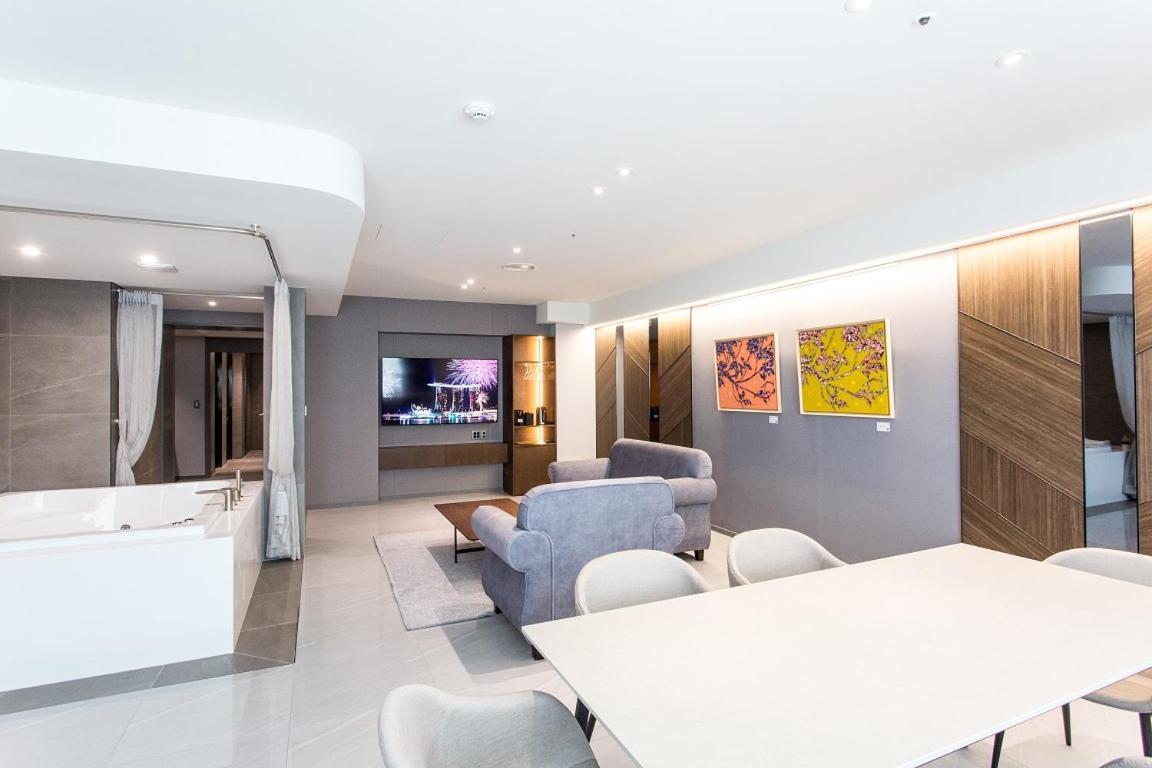 Interburgo Hotel Wonju Luaran gambar